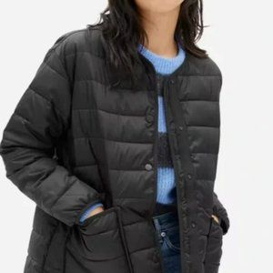 Everlane puffer ReNew Channeled Liner in Black, size XS